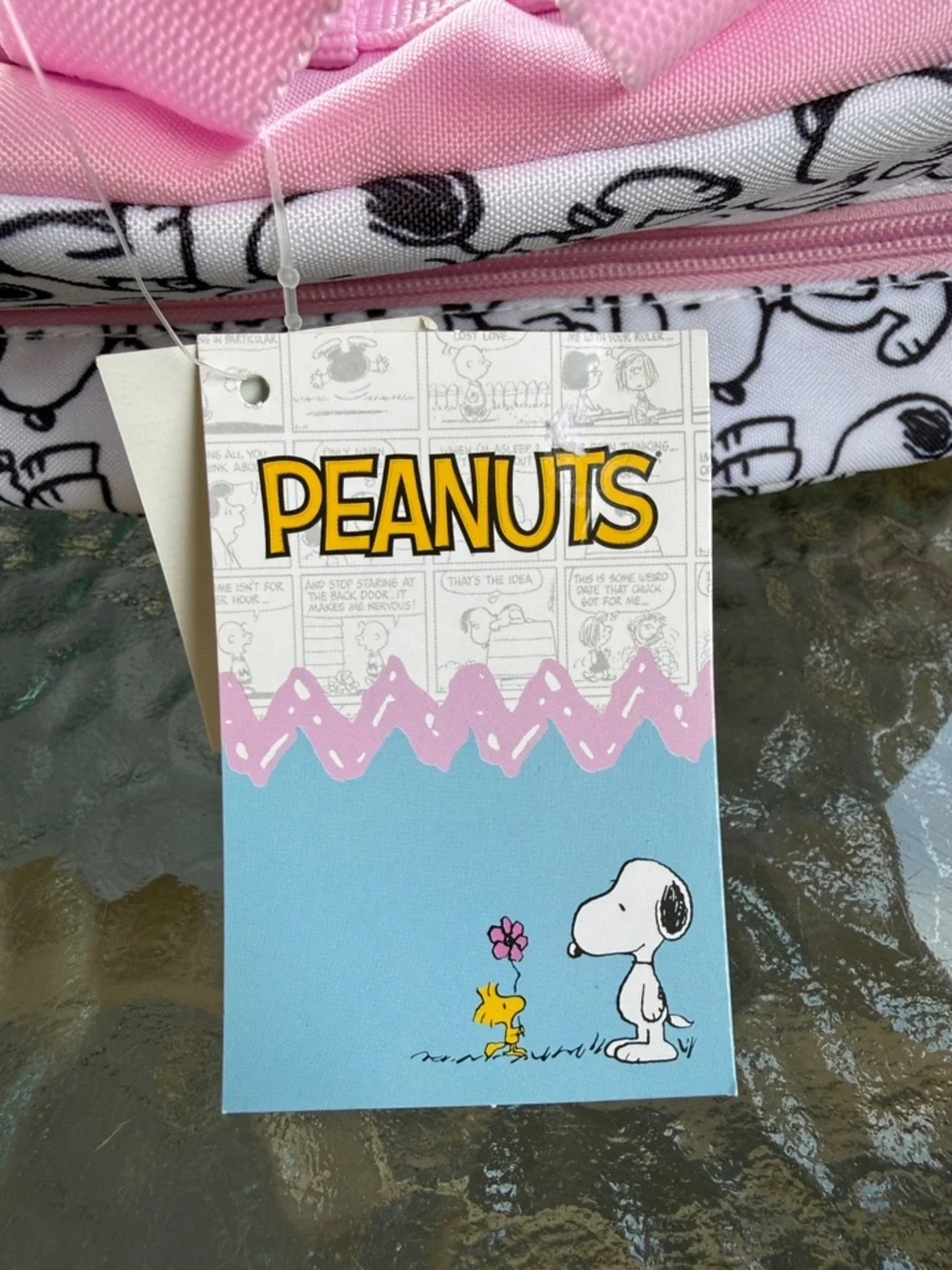 Snoopy Peanuts backpack - Picture 7 of 9
